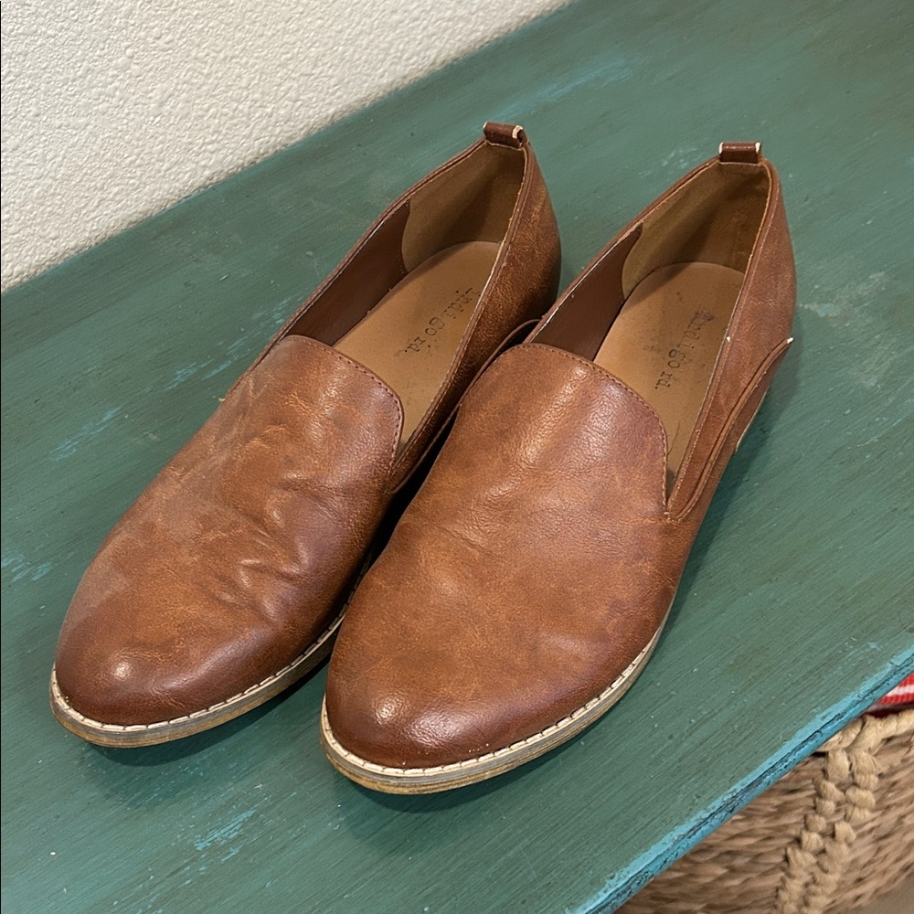 Indigo Women's Brown Leather Loafers